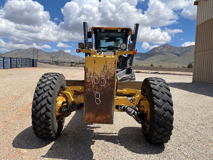 deere-672d-image-8