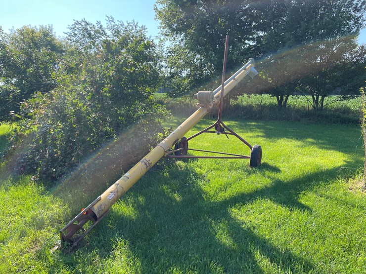 #5477-•-28'-mayrath-grain-elevator-image-1