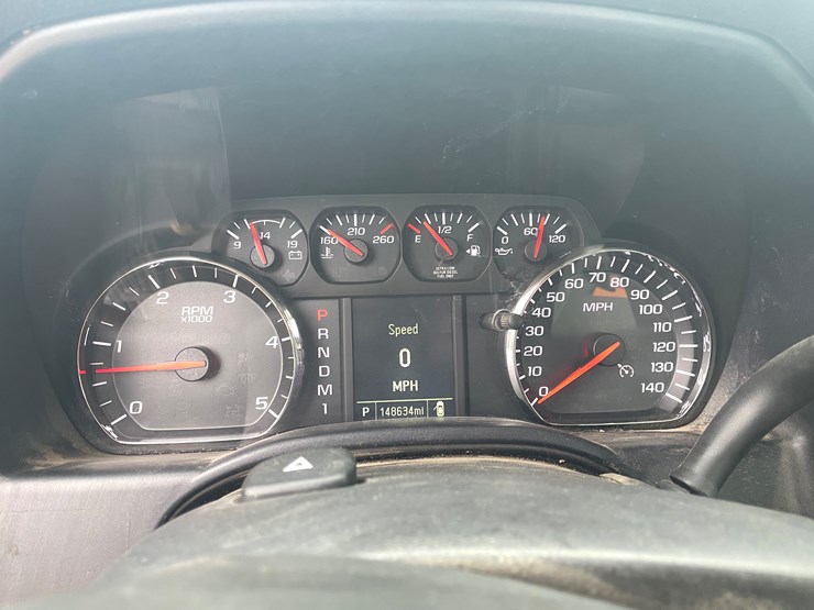 #112-•-2015-chevy-2500-diesel-4x4-pickup-(has-wi-title)-image-52