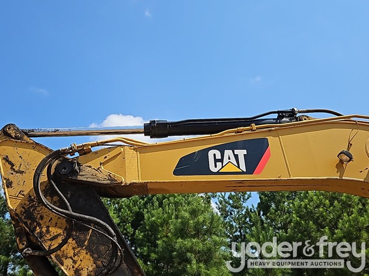 2016-caterpillar-336fl-image-16