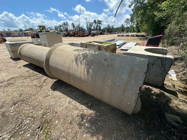 #5101-•-(2)-8ft-x-29in-concrete-culverts-image-4