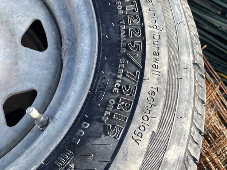 #3735-•-lot-of-tires-(las-cruces,-nm)-image-12