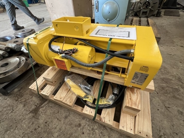 2022-yale-y80-electric-wire-rope-hoist-image-2