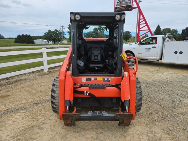 kubota-ssv75-image-8
