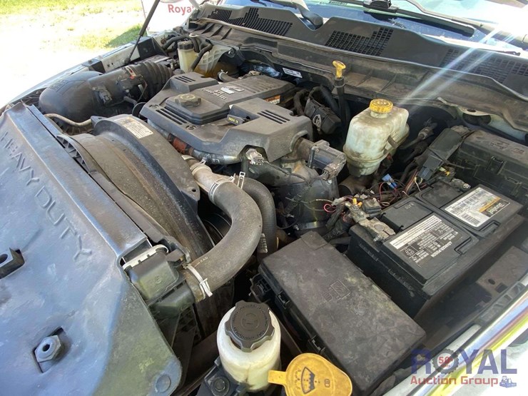 2014-dodge-ram-5500-image-9