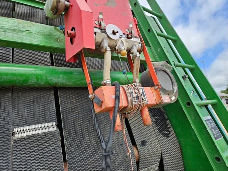 john-deere-435-image-29