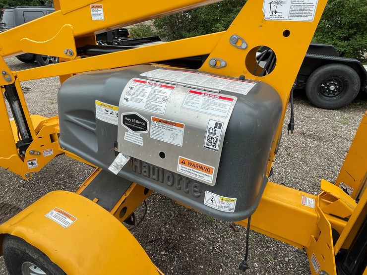 #108-•-2021-haulotte-3522a-towable-boom-lift-image-20