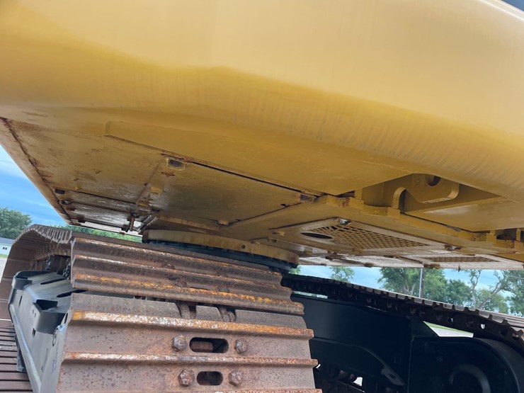 2018-caterpillar-318fl-image-22