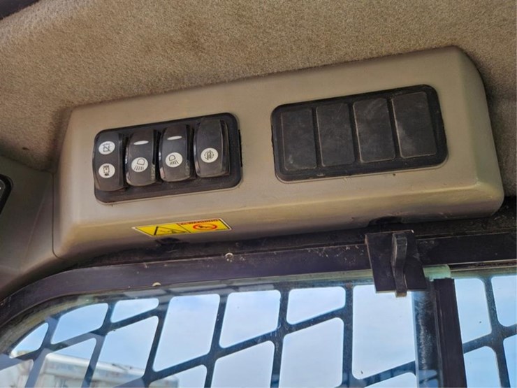 caterpillar-287-image-32
