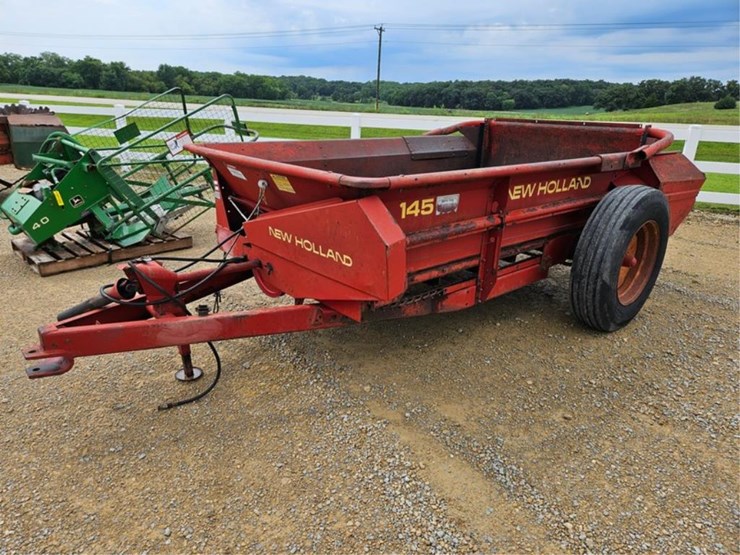 new-holland-145-image-1