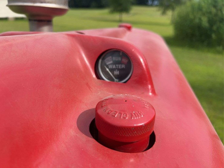 1940-farmall-h-distillate-image-24