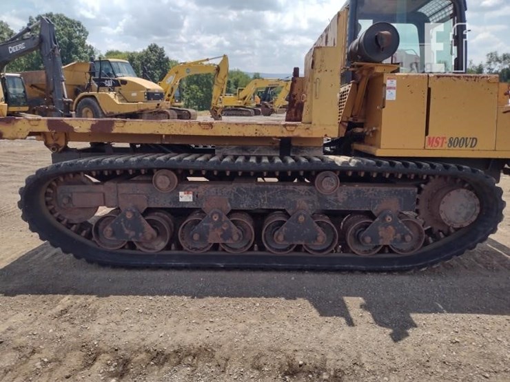 2013-morooka-mst800vd-image-12