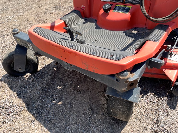 #2005-•-kubota-zero-turn-mower-image-37