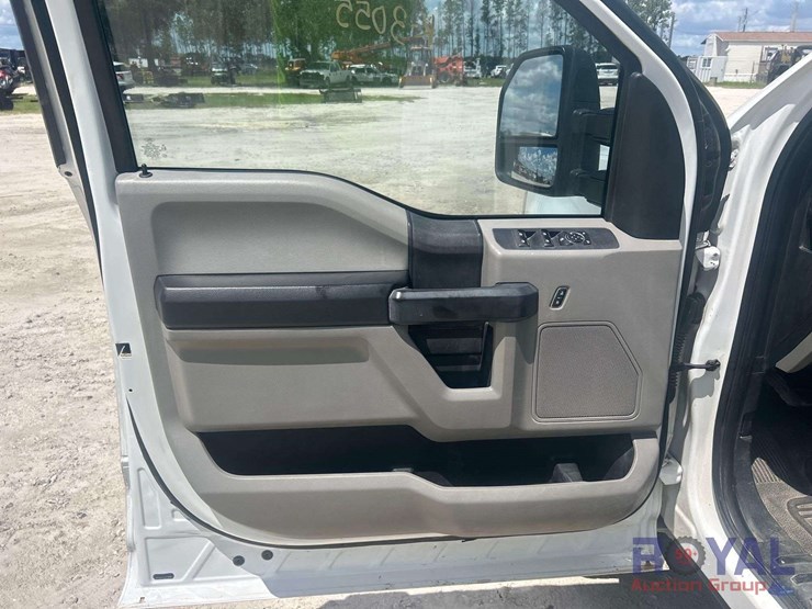 2018-ford-f250-image-13