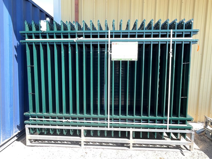 #4010-•-powder-coated-steel-site-fence-image-2