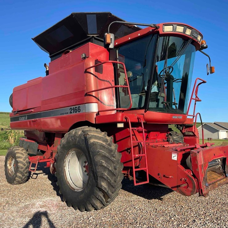 1997 CASE IH 2166
