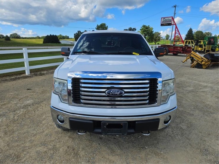 2012-ford-f150-xlt-image-8