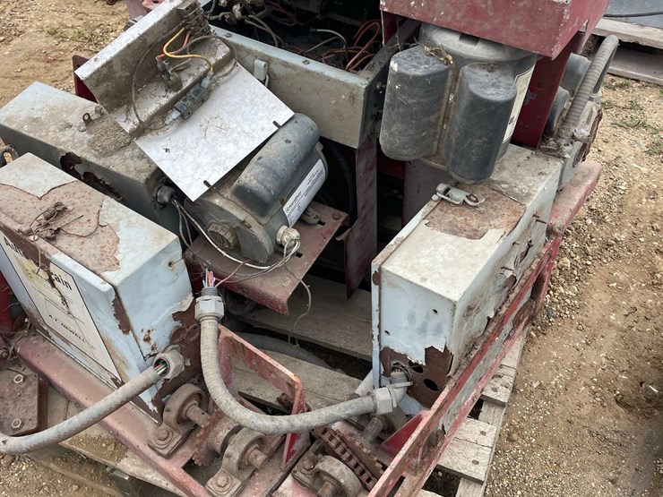 2--pallets-of-auto-curtain-motors-image-8