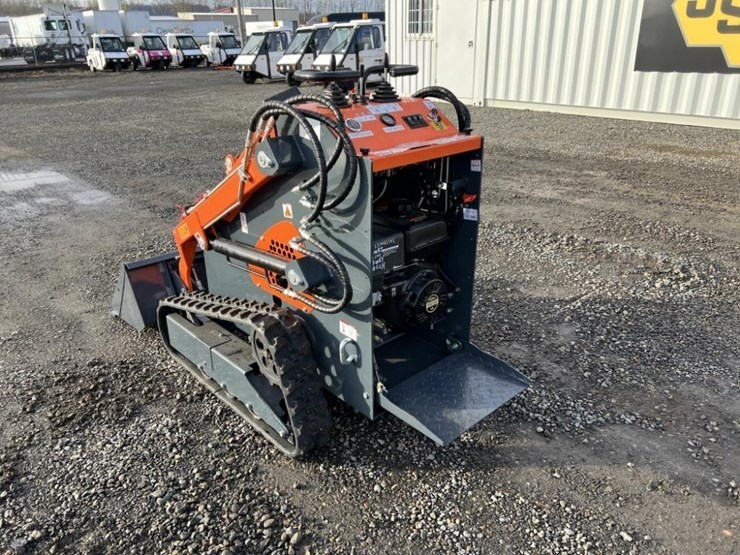 2025-agt-ysrt14-mini-compact-track-loader-image-6
