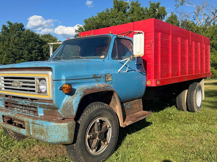 1973-chevy-c-60-custom-deluxe-image-1