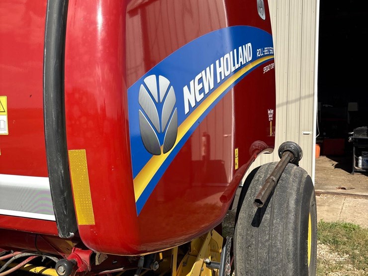 2015-new-holland-roll-belt-560-image-13
