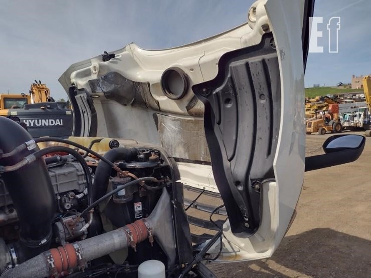 2018-18-freightliner-cascadia-truck-tractor^title^-9514-image-19