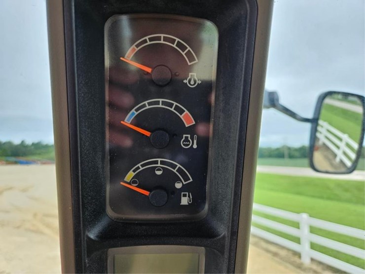 case-ih-mx285-image-34