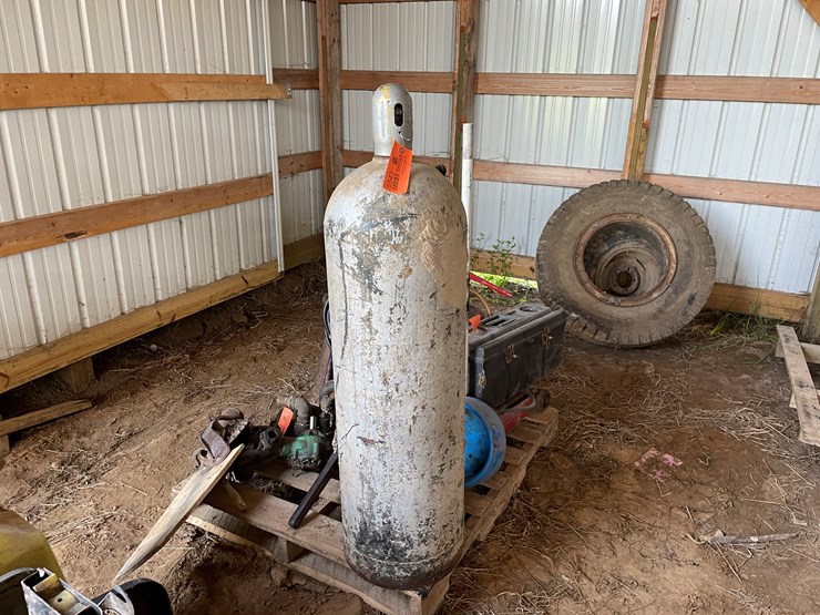 #5543-•-100-gallon-propane-cylinder-image-1