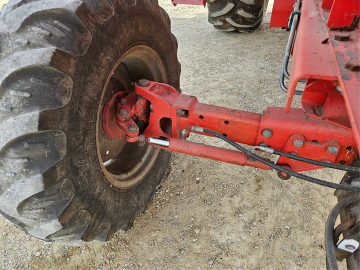massey-ferguson-8570-image-61