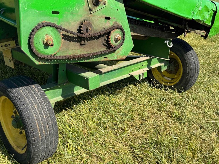 jd-6-row-corn-head-&-cart-image-6