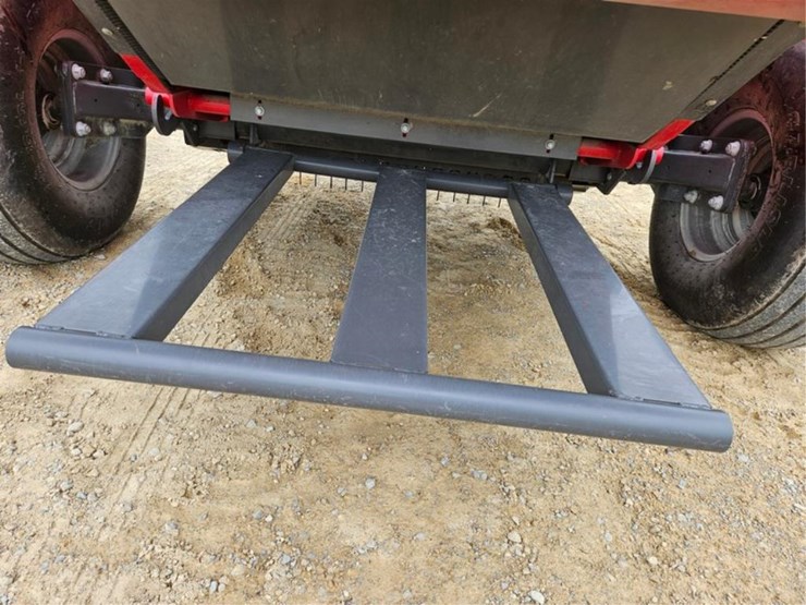 massey-ferguson-1745-image-35