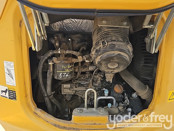 2019-deere-35g-image-30