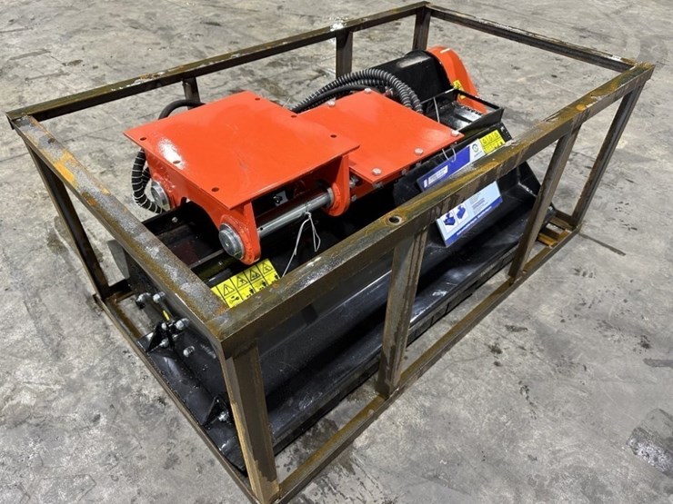 2025-caterpillar-307-image-1