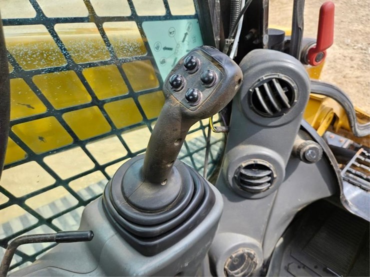 caterpillar-287-image-28