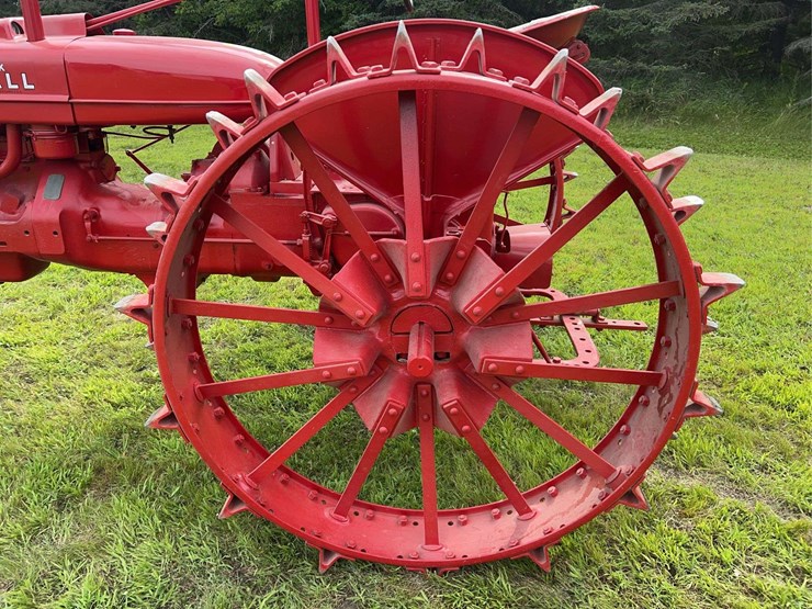 1940-farmall-h-distillate-image-42