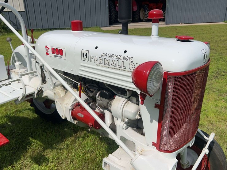 farmall-cub-demonstrator-image-10