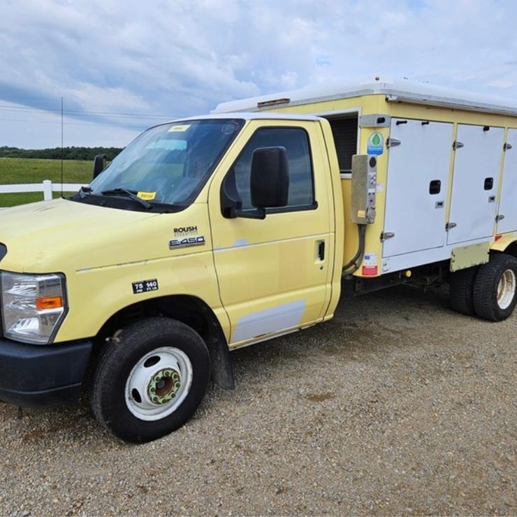2018 FORD E450