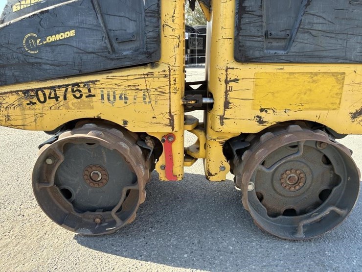 2016-bomag-bmp8500-image-7