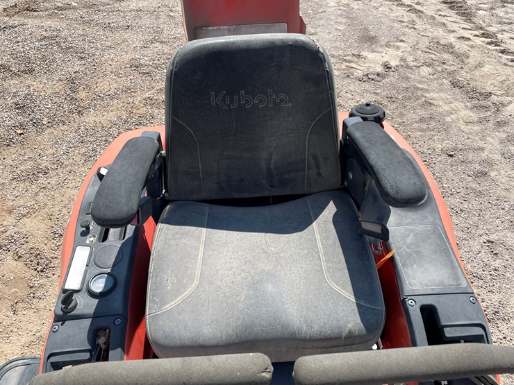 #2005-•-kubota-zero-turn-mower-image-43