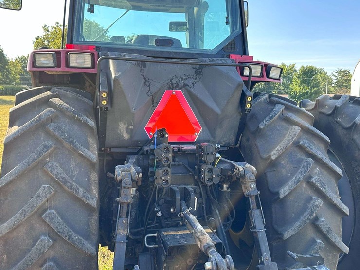 case-ih-8940-image-60
