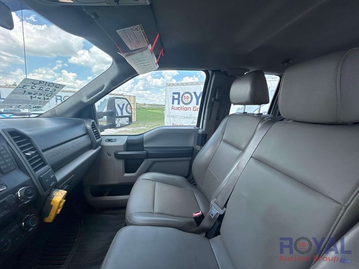 2019-ford-f-550-4x4-ext.-cab-chipper-truck-image-38