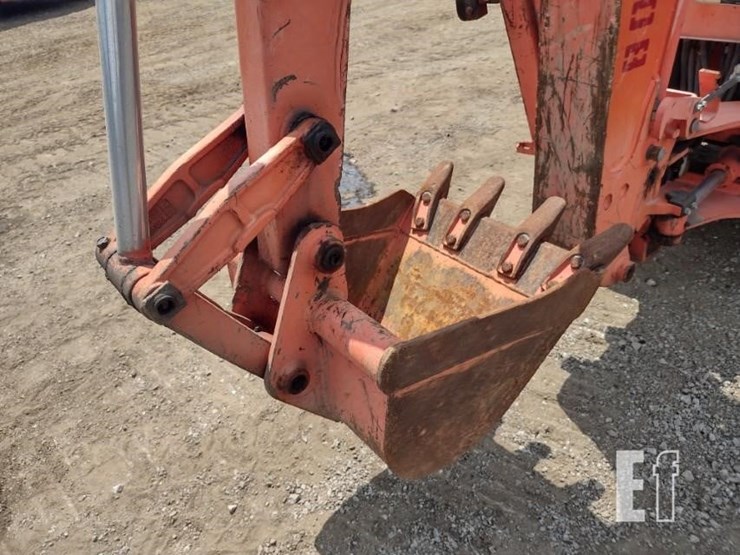 16-kubota-b26tlb-tractor-8242-image-30
