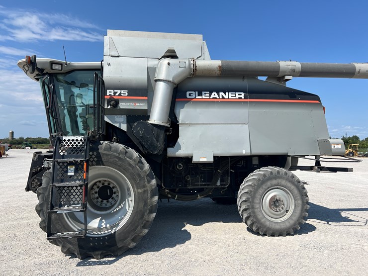 2005-gleaner-r75-image-5