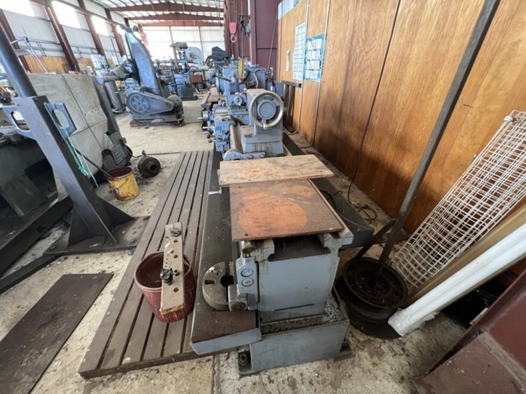 lodge-&-shipley-avs-2013-17-lathe-image-4