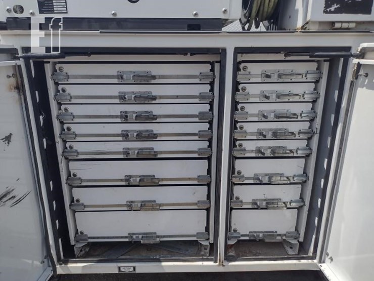 2018-ford-f550-image-22