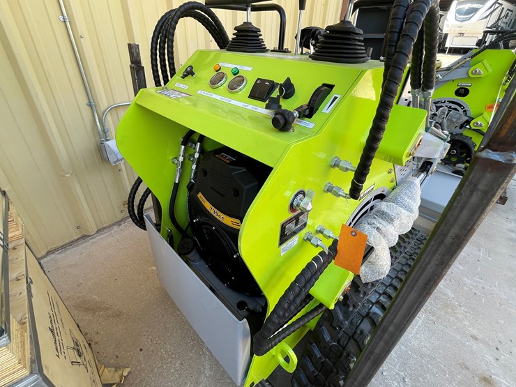 #4601-•-landhero-mini-skid-steer-loader-image-16