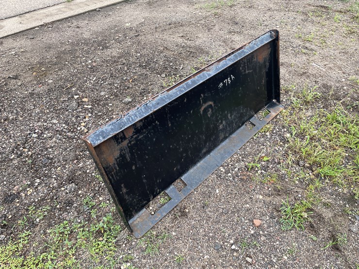 #210-•-skid-steer-mount-receiver-plate-image-6