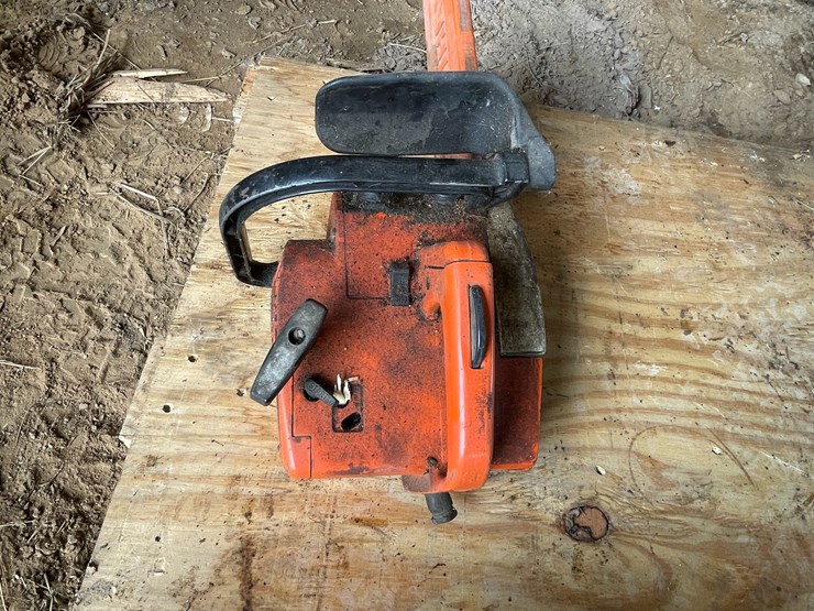 #5508-•-(2)-chain-saws-image-14