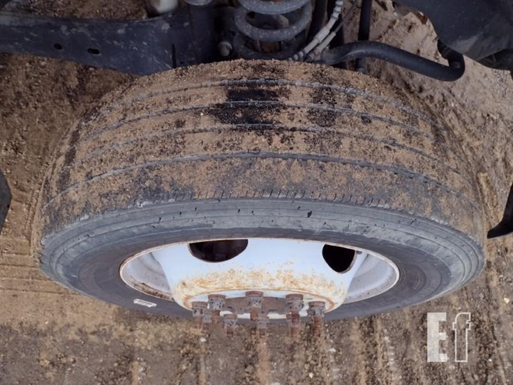 2019-ford-f550-image-18