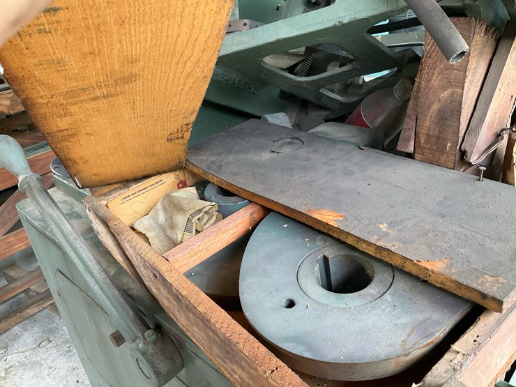 #145-•-hanchett-a220-lh-bandsaw-sharpener-image-12